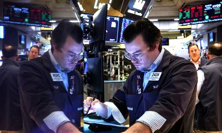 Tempête en approche : la Bourse américaine au bord de la correction ?